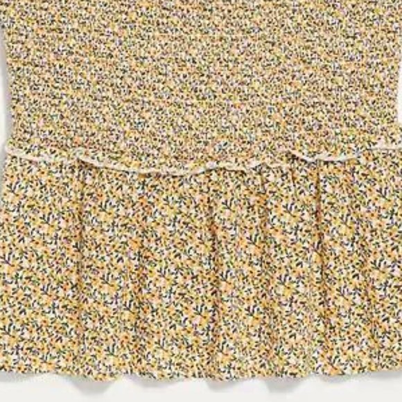 Old Navy Smocked Floral Sleeveless Swing Top for Women - Picture 2 of 2